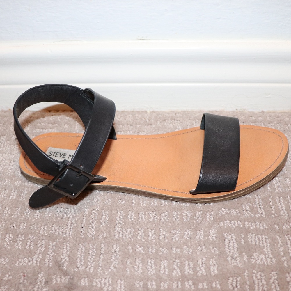 Black Steve Madden Sandals